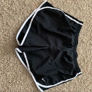 Kids Nike Tempo Running Short-Size XL